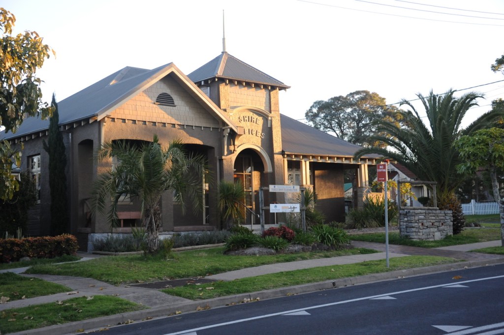 A Happy and Prosperous New Year To All – News from the Moruya Examiner 100 years&nbsp;ago